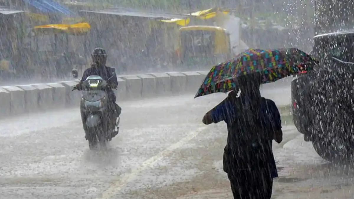 சென்னை முதல் மதுரை வரை மழை வெளுத்து வாங்கும்! எந்தெந்த மாவட்டங்களுக்கு எச்சரிக்கை?