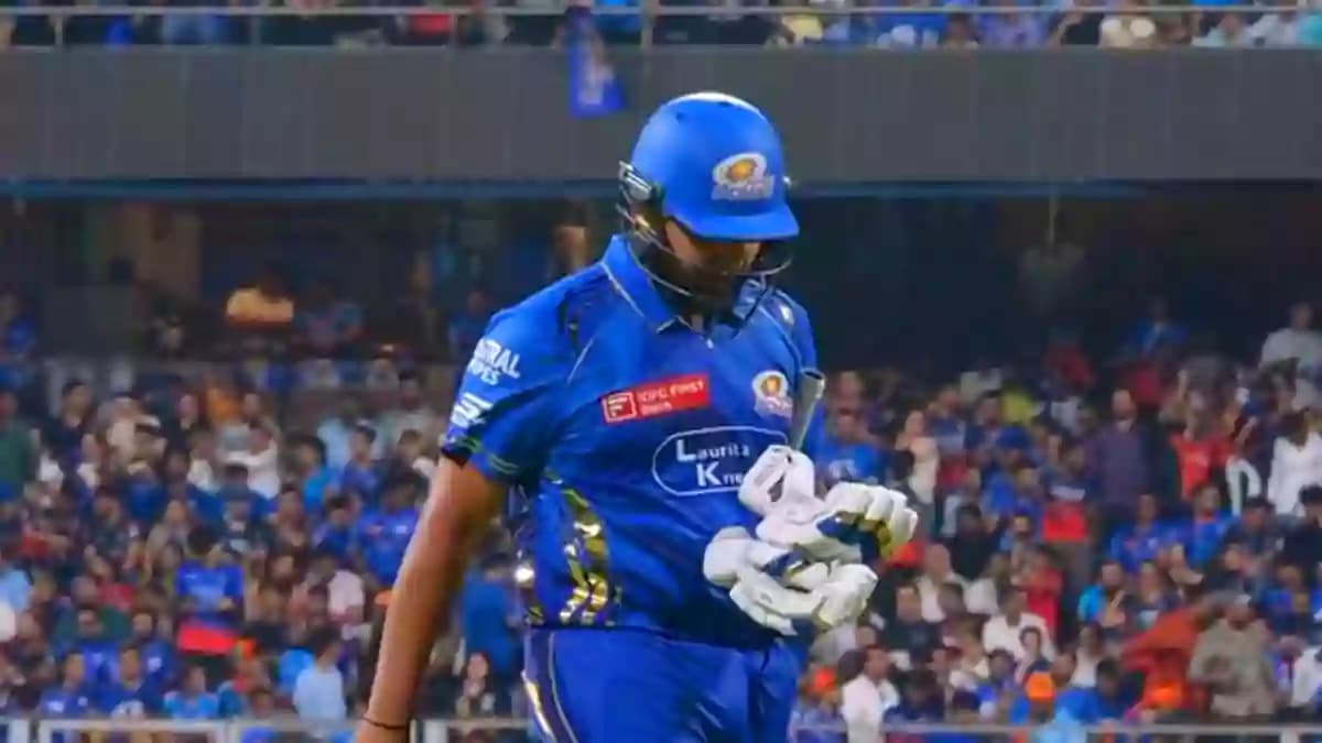 Rohit Sharma dismissed rcb