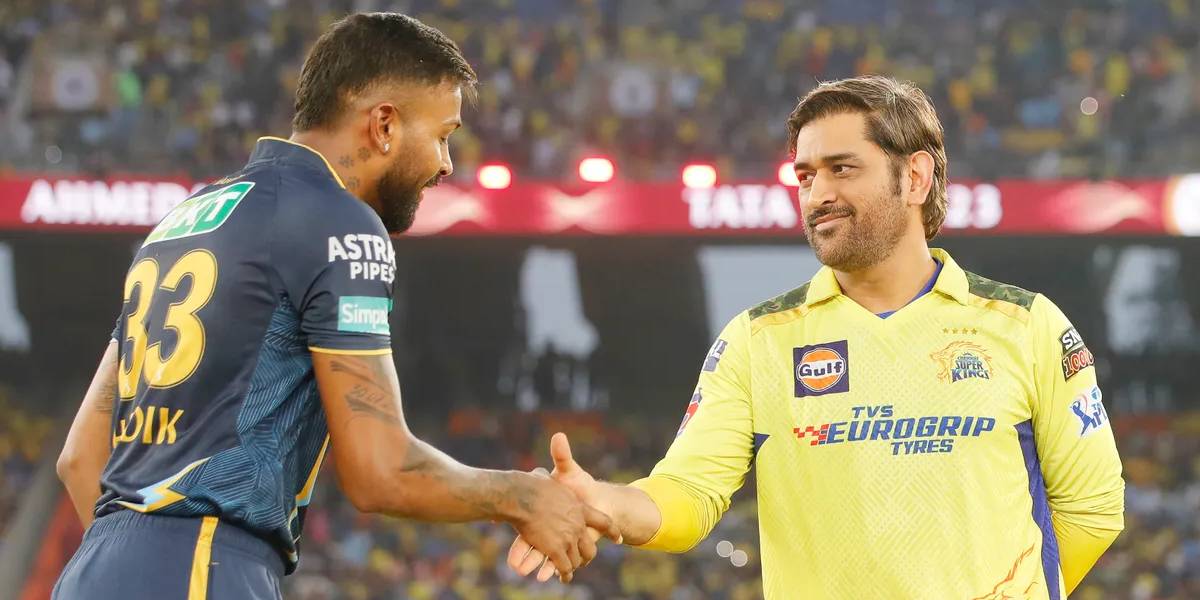 Hardik Pandya and dhoni