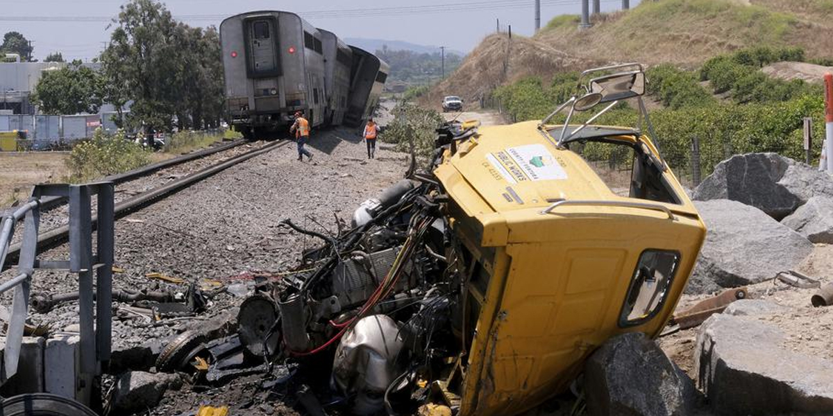 Train derails