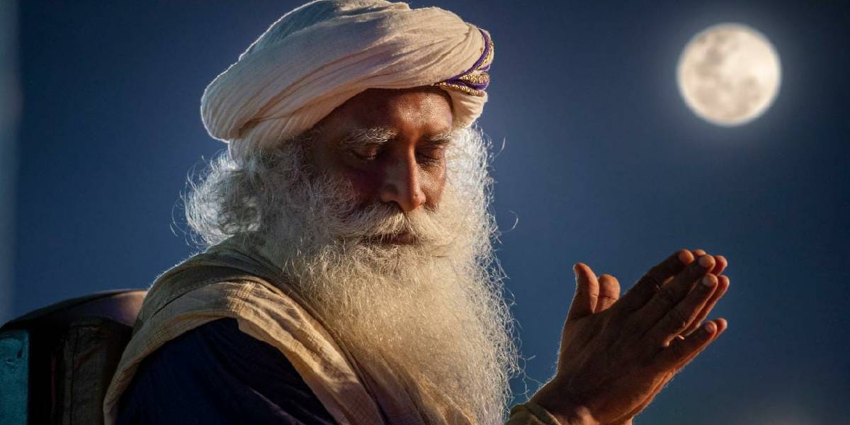 sadhguru Fullmoon