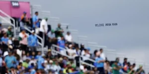 A plane fly with a banner