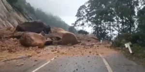 Traffic in Munnar area has been affected by the landslide