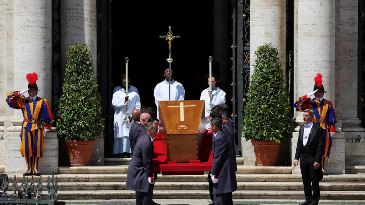Pope Francis furnel